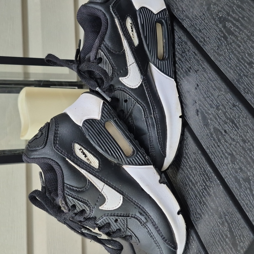 Nike Kids' Grade School Air Max 90 LTR Sneakers CD6867-010 - Size 11C